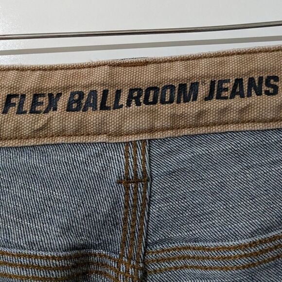 Duluth Flex Ballroom Men's Jeans Size 35x28 - Picture 4 of 6